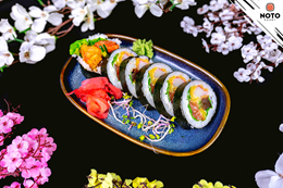 Futomaki Łosoś & Surimi w Tempurze