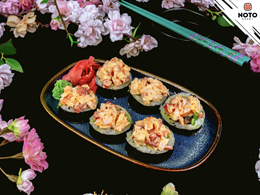 Futomaki Tatar z Krewetki (na wierzchu)